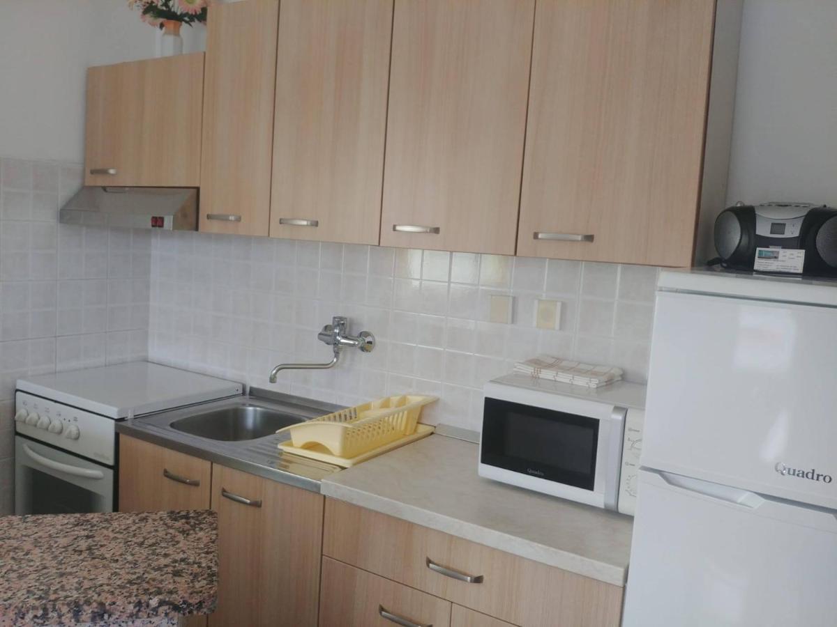 Apartments With A Parking Space Kornic, Krk - 5306 Exterior foto